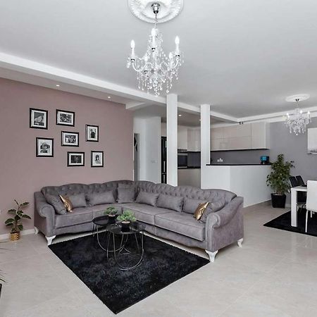 Luxurious Apartment Nino Makarska Exterior foto