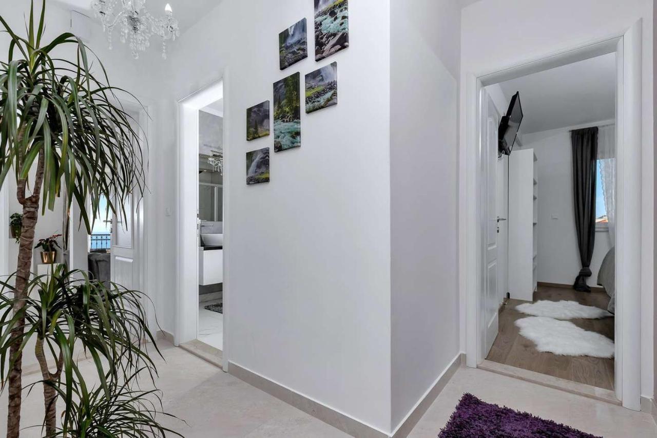 Luxurious Apartment Nino Makarska Exterior foto